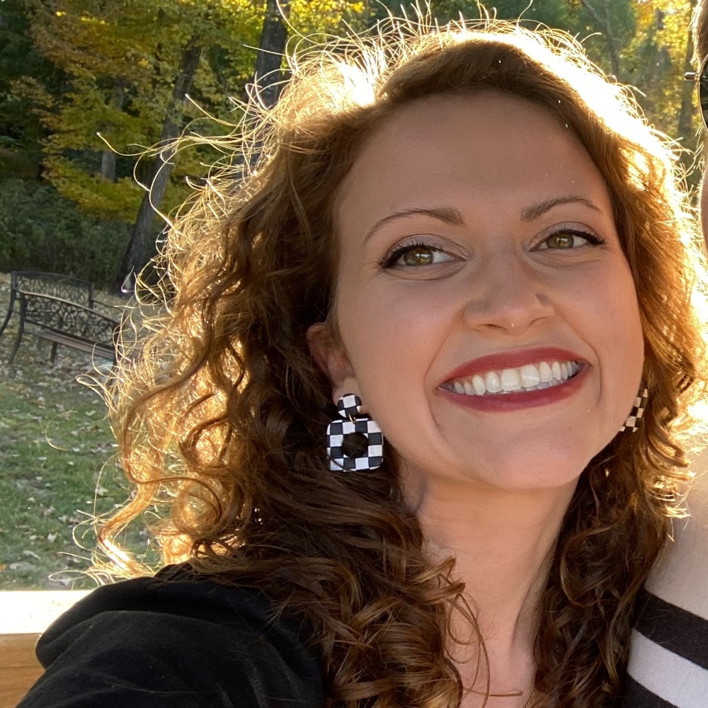 Meet your Posher, Lindsey